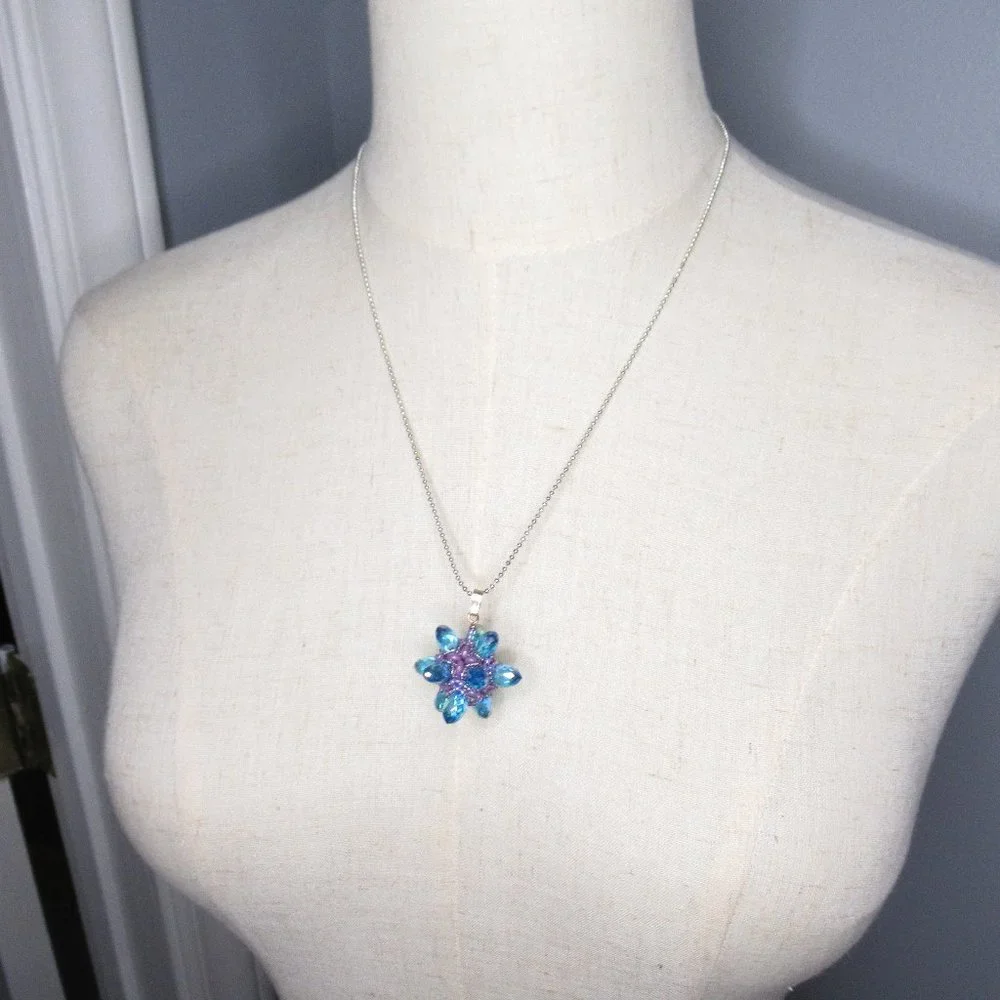 Blue Crystal 3d Beaded Bead pendant